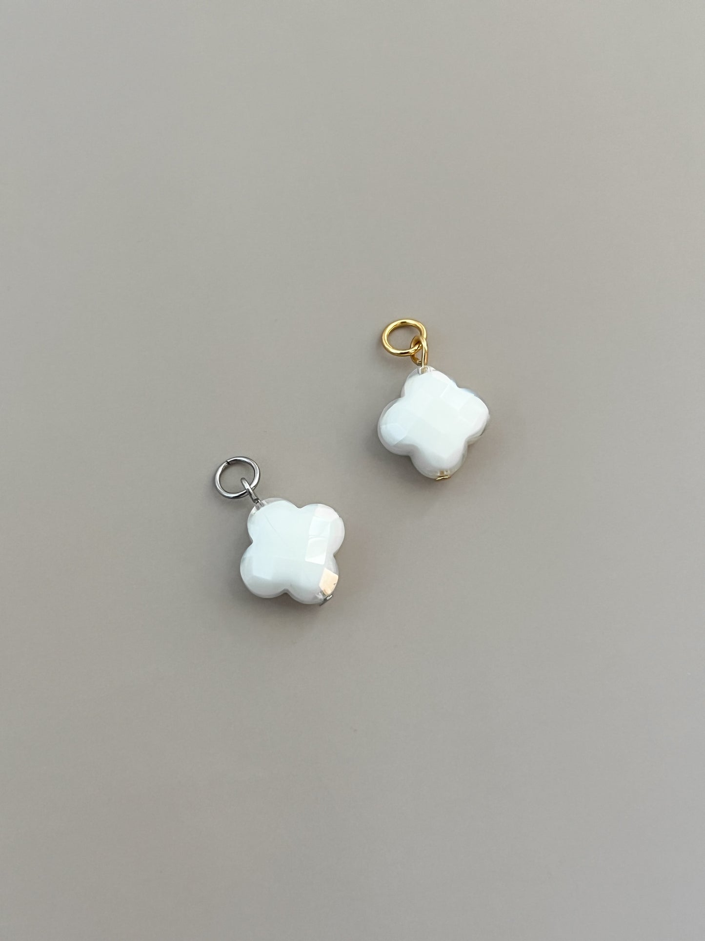 Anhänger Kleeblatt, Glas - miamojewelry