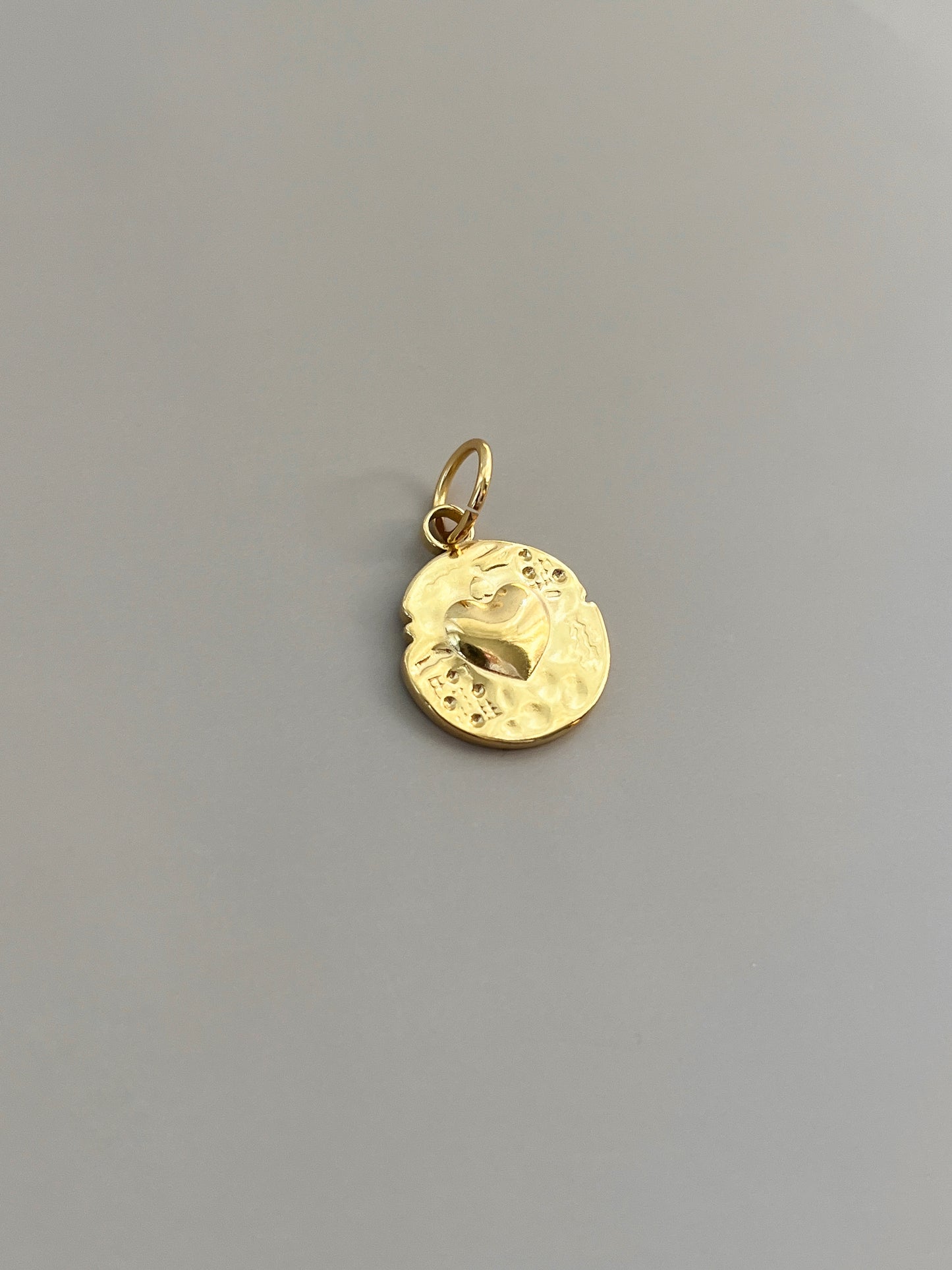Anhänger Münze mit Herz, Edelstahl - miamojewelry